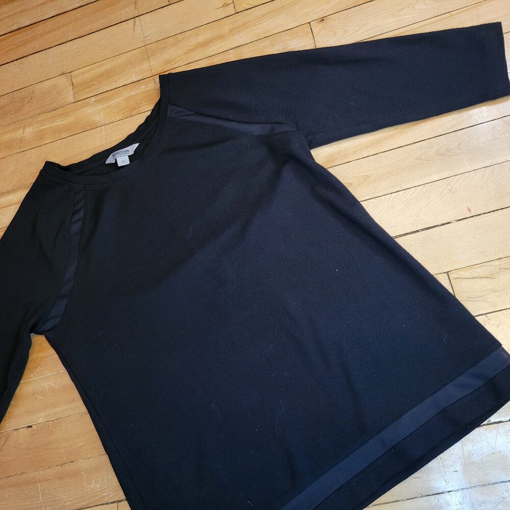 Kenneth Cole Reaction Black Long Sleeve Top‎ Size S Stretch Casual